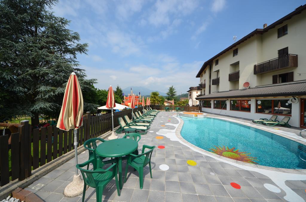 Family Hotel Primavera Левико Терме Екстериор снимка