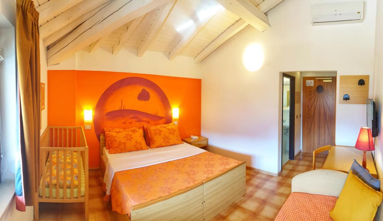 Family Hotel Primavera Левико Терме Екстериор снимка